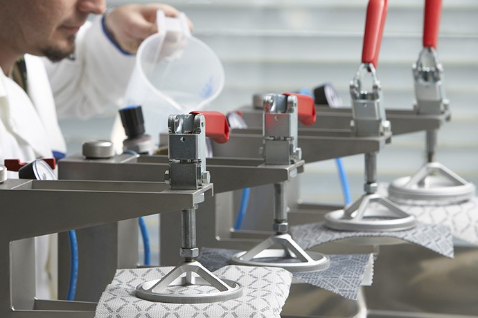 IMG_LAB_Suter_001_690x460